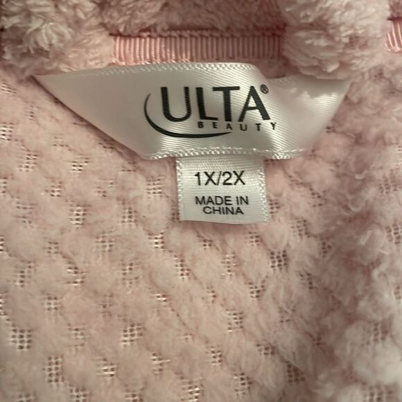 Ulta Beauty Pink Plush Robe Womens Size 1X - 2X Midi Tie Soft Loungewear - Picture 2 of 10